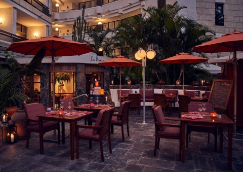 La Bodega serves only the freshest seafood and is among the top Maspalomas tapas restaurants