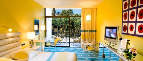 Superior rooms at the Seaside Palm Beach feature extra space and facilities