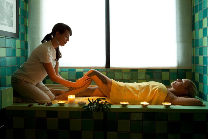 Put yourself in expert hands for your treatment or massage at our spa hotel in Gran Canaria 